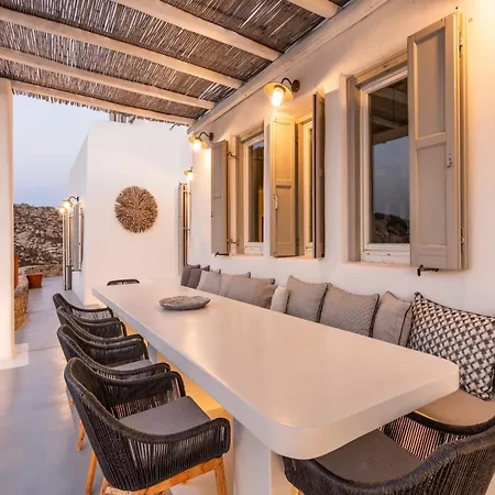 Stunning Surrounded By Lush Greenery Villa Agrari (Mykonos)